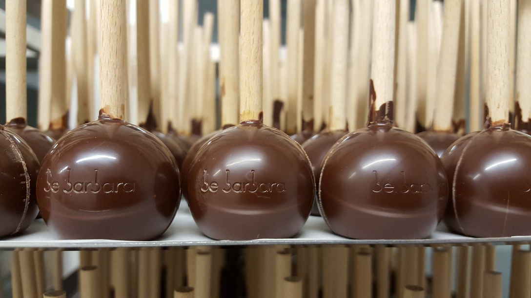 moule à chocolat en forme de boule par Be Barbara